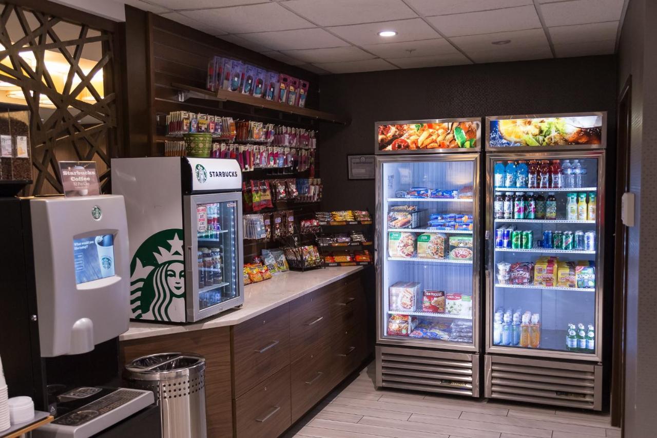 Holiday Inn & Suites Syracuse Airport - Liverpool By Ihg Esterno foto